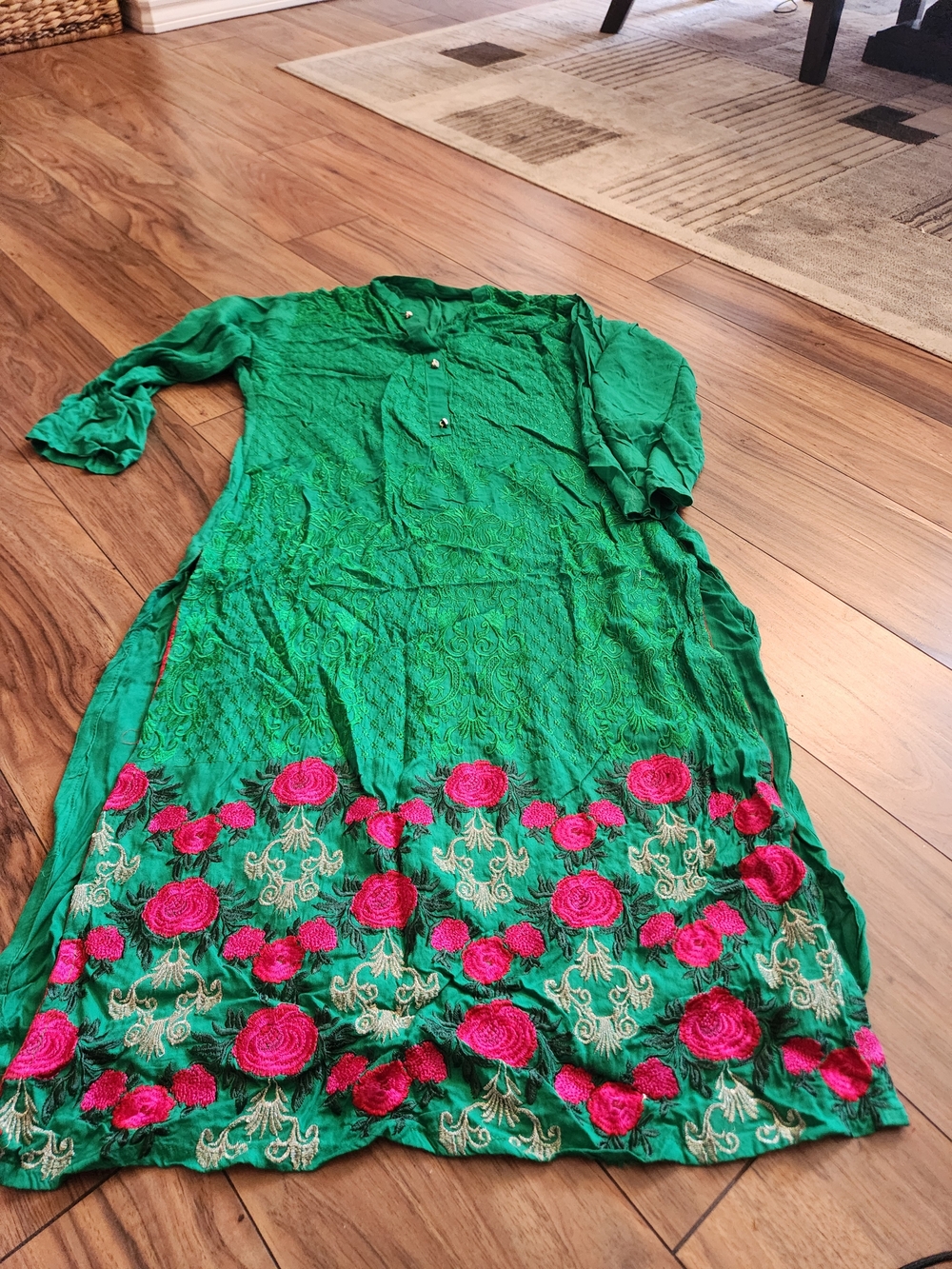Kurta Kurti Green Embroidered Floral Tunic